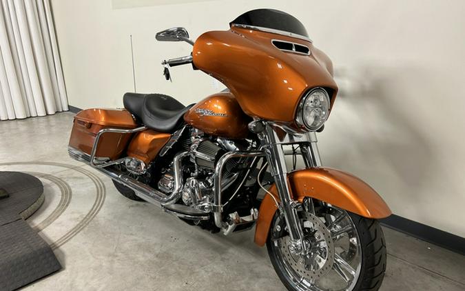 2014 Harley-Davidson Street Glide FLHX