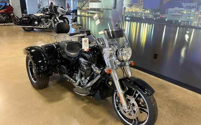 2021 Harley-Davidson Freewheeler