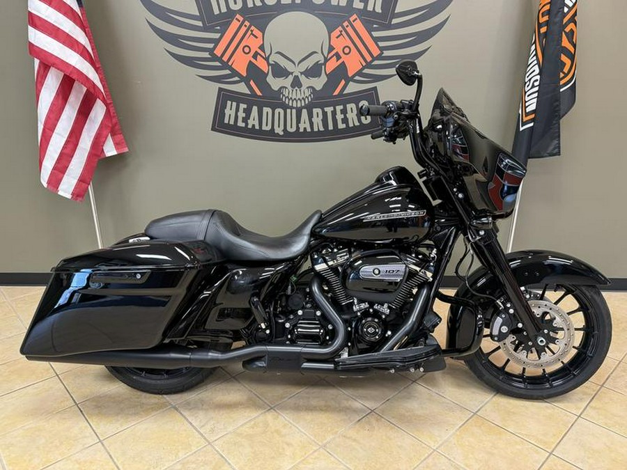 2018 Harley-Davidson® FLHXS - Street Glide® Special