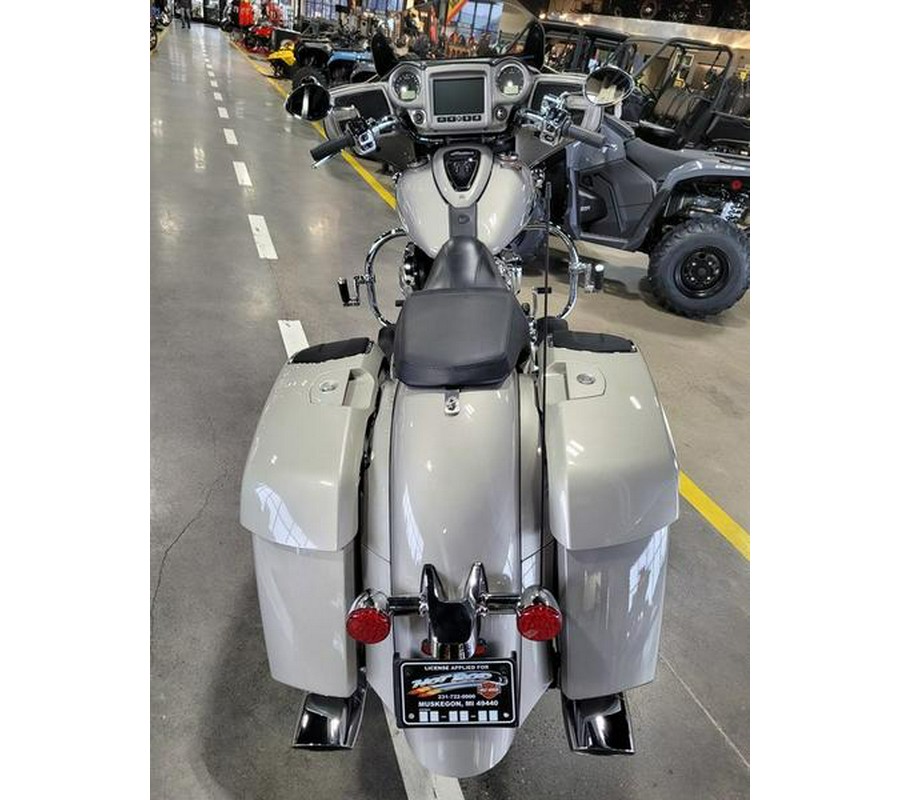 2022 Indian Motorcycle® Chieftain® Limited Silver Quartz Metallic