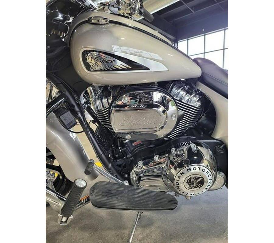 2022 Indian Motorcycle® Chieftain® Limited Silver Quartz Metallic