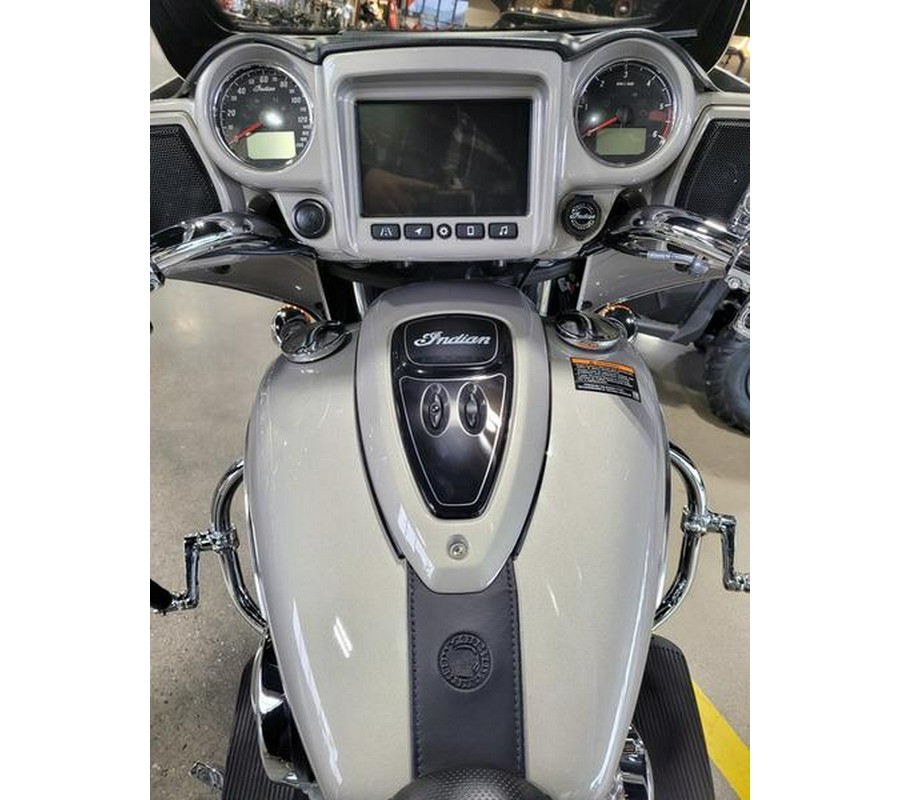 2022 Indian Motorcycle® Chieftain® Limited Silver Quartz Metallic