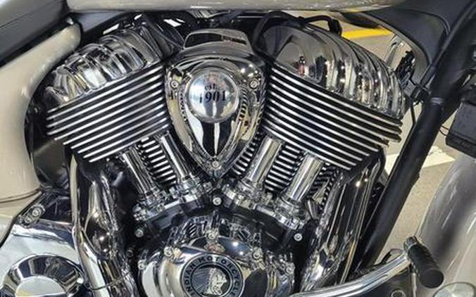 2022 Indian Motorcycle® Chieftain® Limited Silver Quartz Metallic