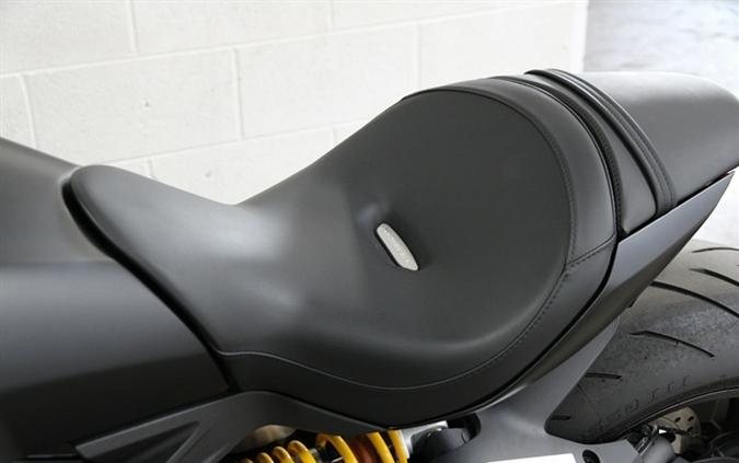 2022 DUCATI X Diavel Dark