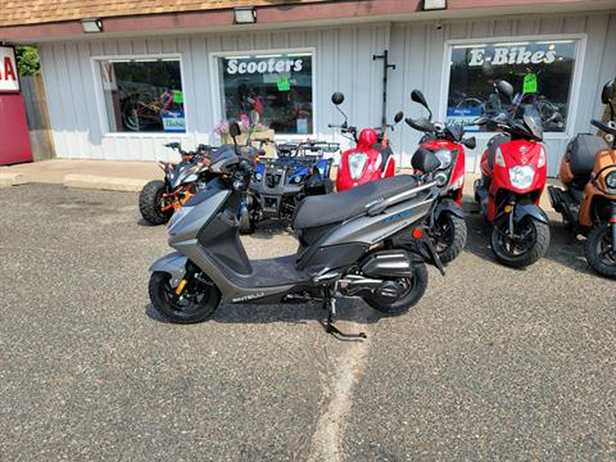 2022 YNGF Flash 49cc Scooter for sale in Forest Lake, MN