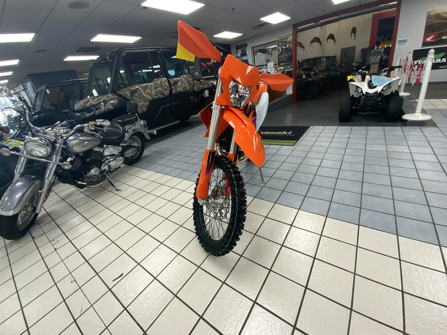 2024 KTM XC 250 W