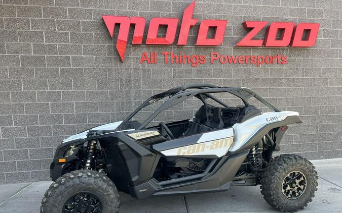 2024 Can-Am® Maverick X3 DS Turbo Catalyst Gray