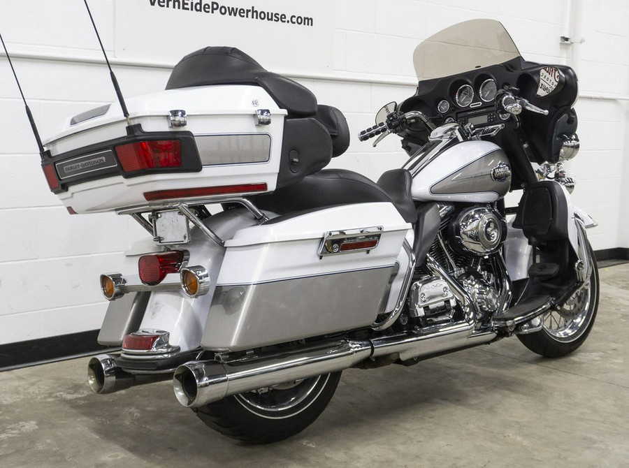 2009 Harley-Davidson® FLHTCU - Ultra Classic® Electra Glide®