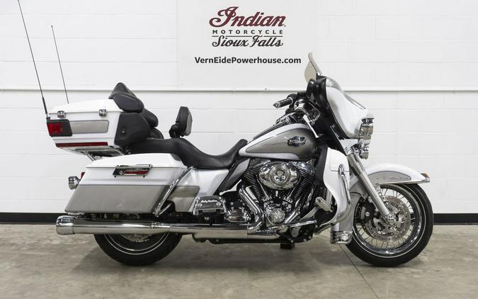 2009 Harley-Davidson® FLHTCU - Ultra Classic® Electra Glide®