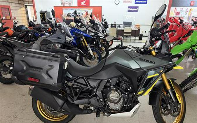 2024 Suzuki V-Strom 800DE Adventure
