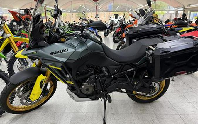 2024 Suzuki V-Strom 800DE Adventure