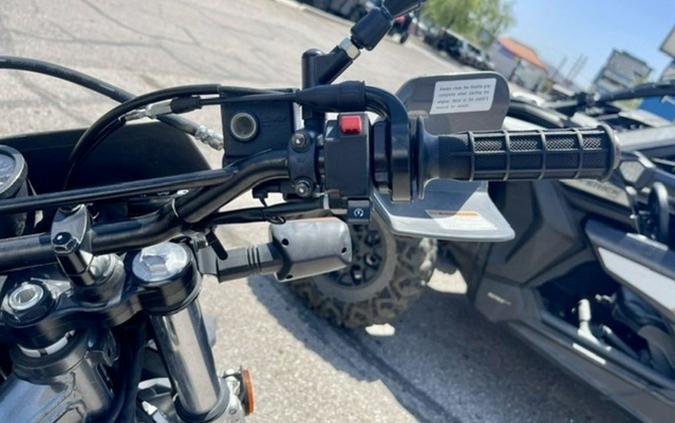 2025 Suzuki DR 650S