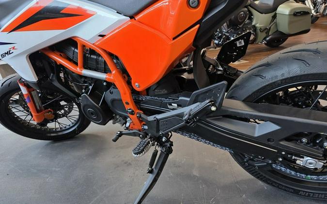 2026 KTM SMC 390 R