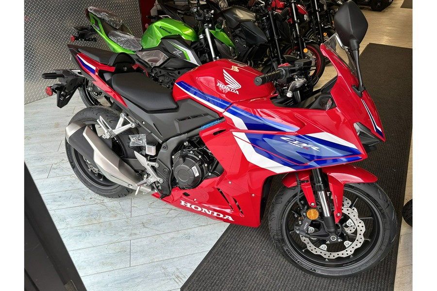 2024 Honda CBR500R ABS