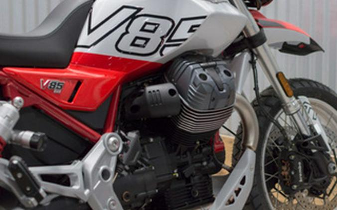 2025 Moto Guzzi V85 TT