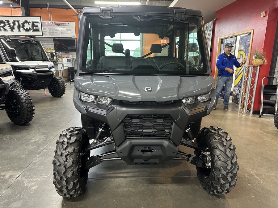 2027 Can-Am Defender MAX DPS CAB HD10