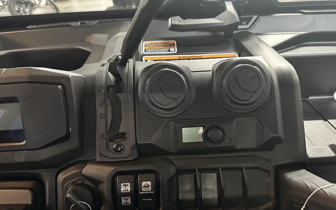2027 Can-Am Defender MAX DPS CAB HD10