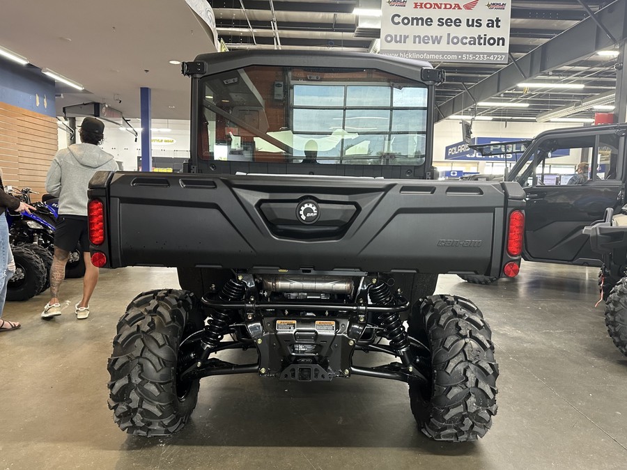 2027 Can-Am Defender MAX DPS CAB HD10