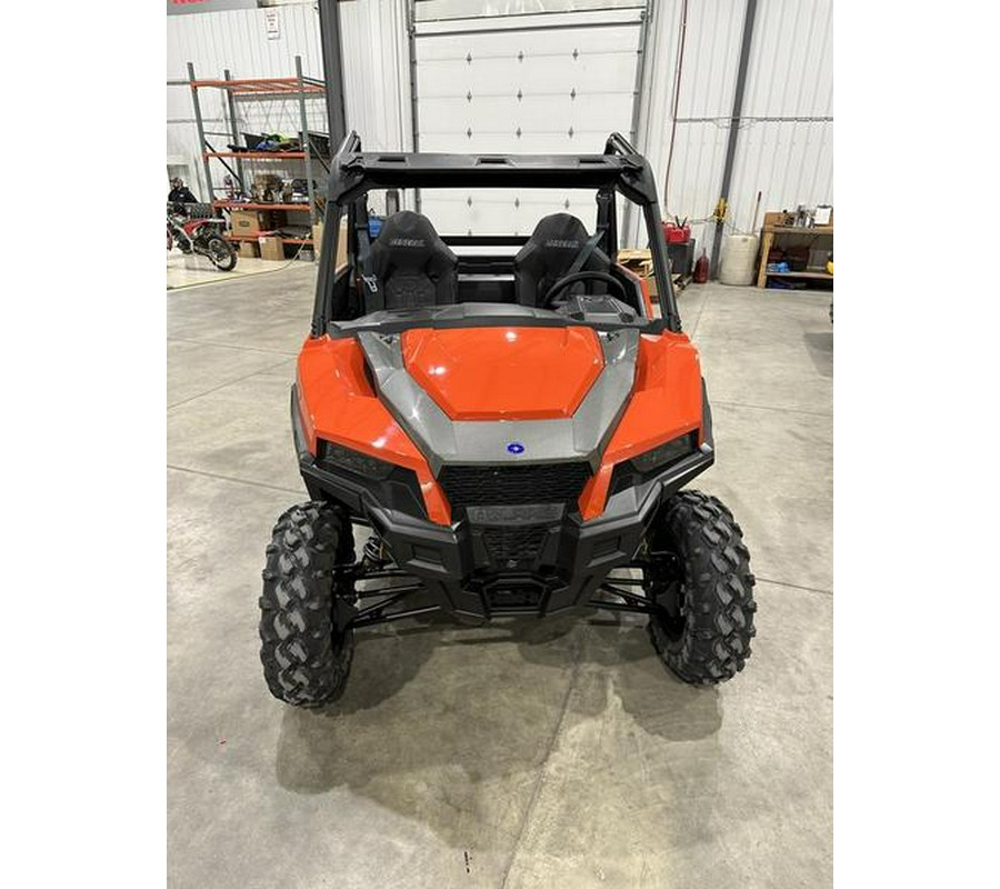 2024 Polaris® General 1000 Premium