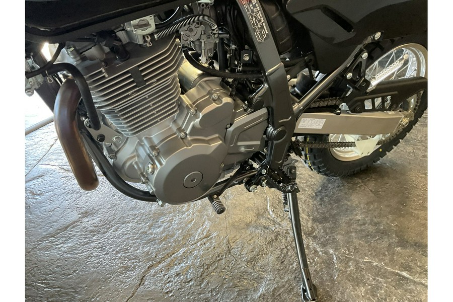 2026 DR 650S - Suzuki