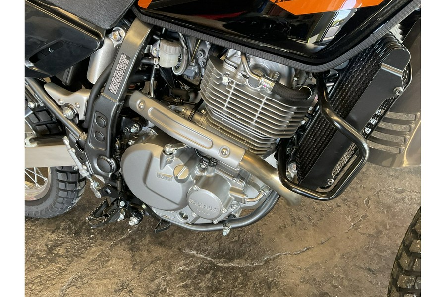 2026 DR 650S - Suzuki