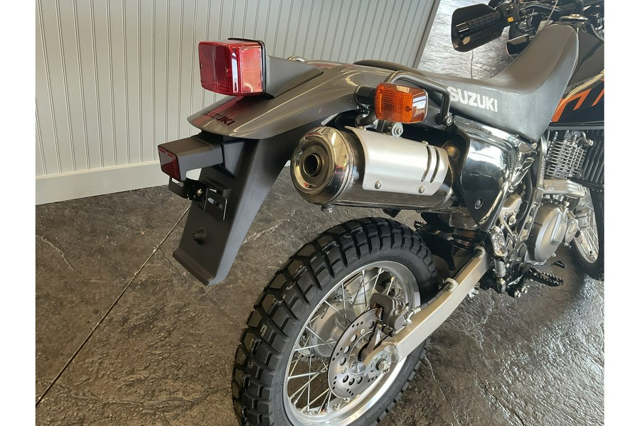 2026 DR 650S - Suzuki