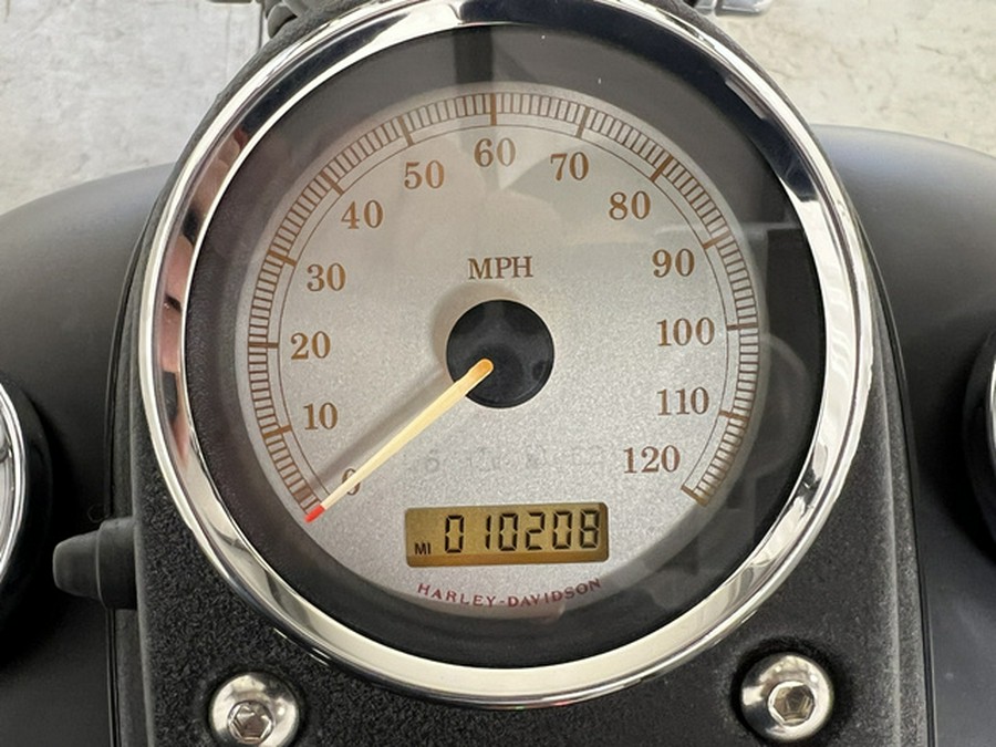 2010 Harley-Davidson Dyna Street Bob Dyna Street Bob