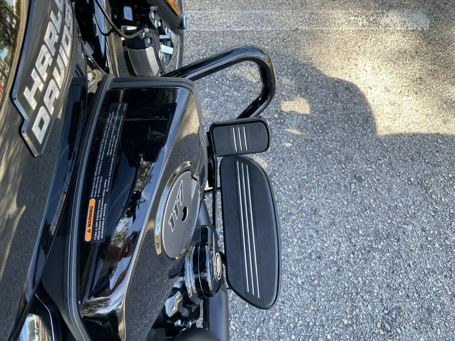 2025 Harley-Davidson® Road Glide®