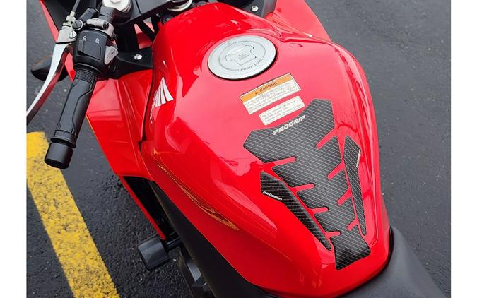 2014 CBR® 500R - Honda