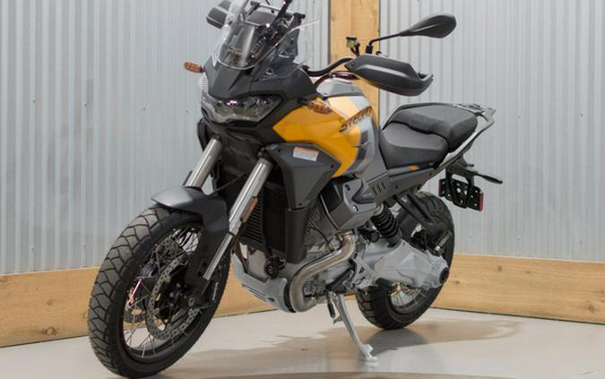 2024 Moto Guzzi Stelvio
