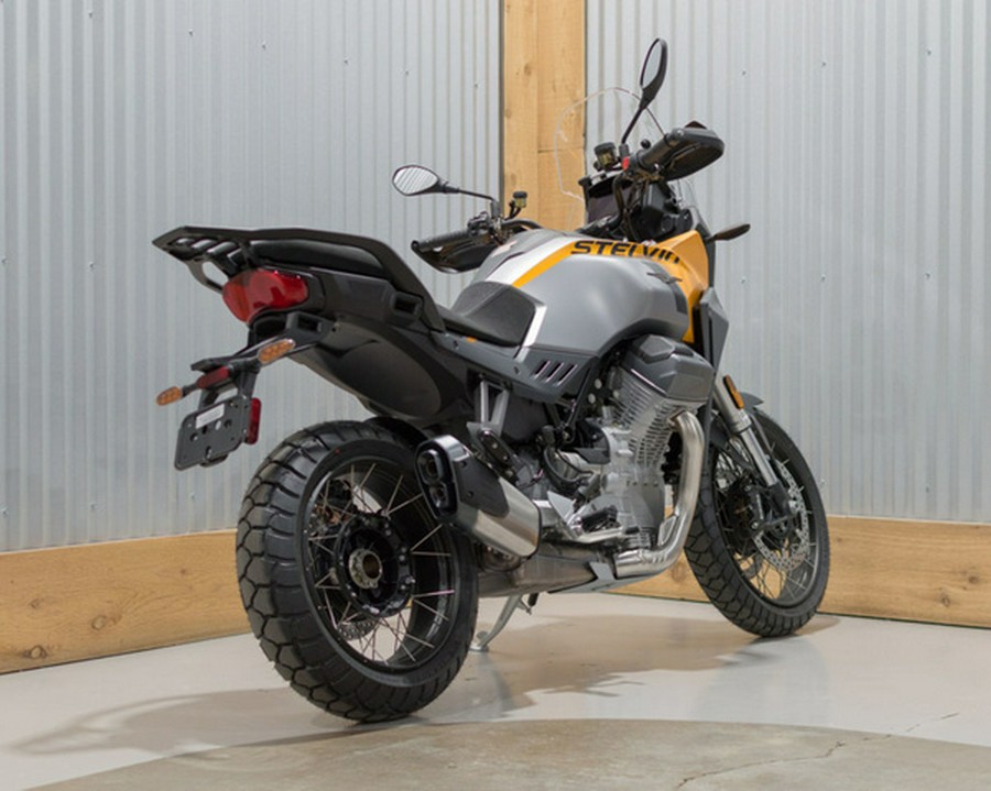 2024 Moto Guzzi Stelvio