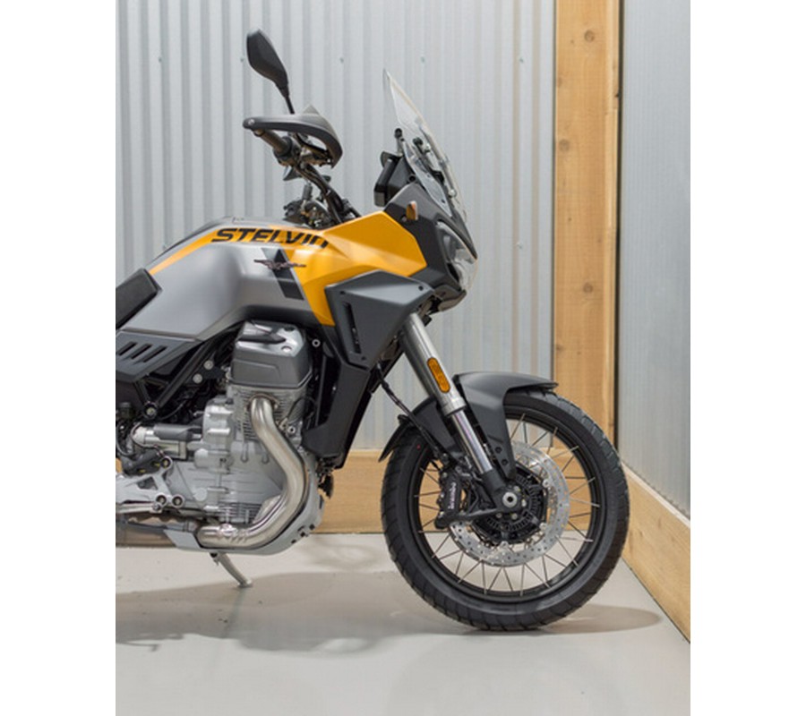 2024 Moto Guzzi Stelvio