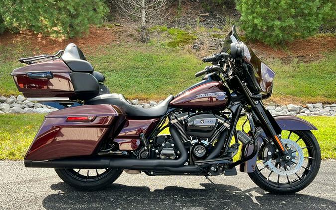 2018 Harley-Davidson FLHXS - Street Glide Special