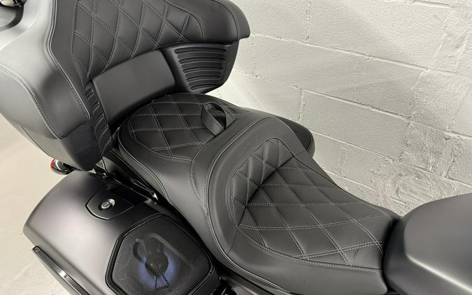 2026 Indian PURSUIT DARK HORSE 112 w/PowerBand