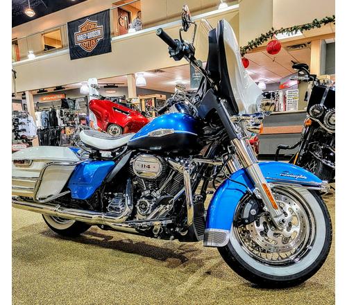 2021 Harley-Davidson Electra Glide Revival Review (18 Fast Facts)