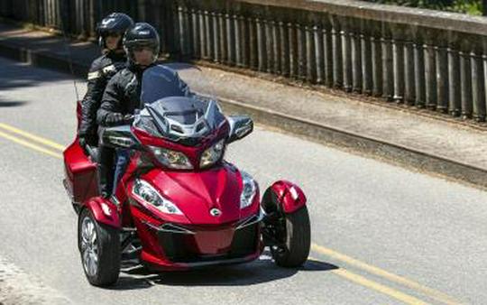 2016 Can-Am Spyder RT-S SM6