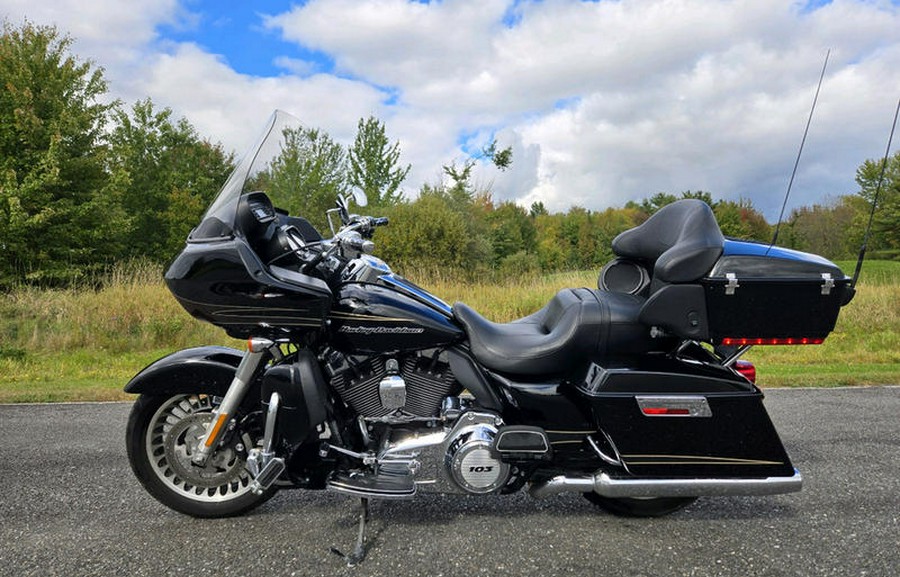 2011 Harley-Davidson® FLTRU - Road Glide® Ultra