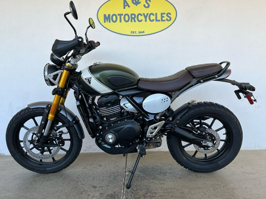 2024 Triumph Scrambler 400 X Matte Khaki Green / Fusion White