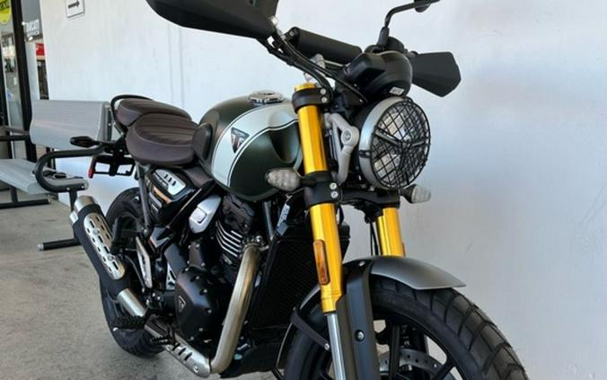 2024 Triumph Scrambler 400 X Matte Khaki Green / Fusion White