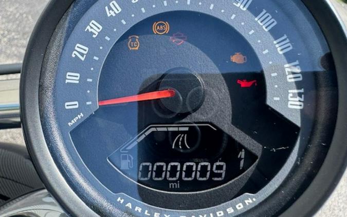 2025 Harley-Davidson Softail FXBR - Breakout