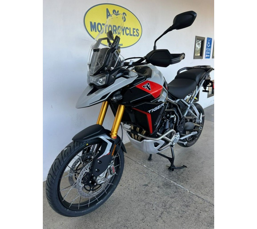 2024 Triumph Tiger 900 Rally Pro Ash Grey / Intense Orange