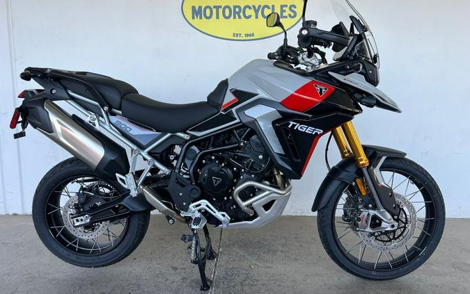 2024 Triumph Tiger 900 Rally Pro Ash Grey / Intense Orange