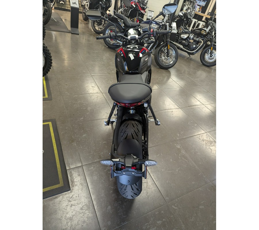 2026 Triumph Trident 660 - Triple Tribute