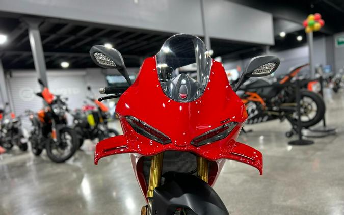 2025 Ducati PANIGALE V4 S