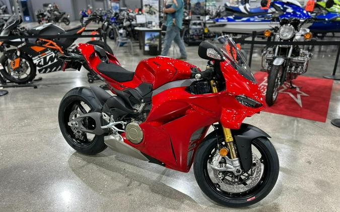 2025 Ducati PANIGALE V4 S