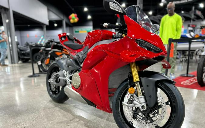 2025 Ducati PANIGALE V4 S