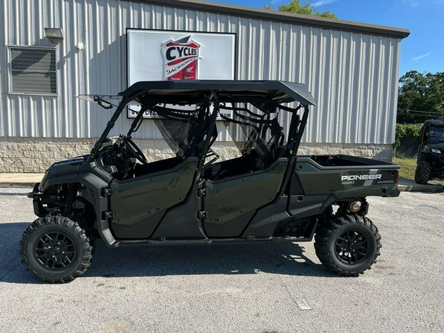 2025 Honda Pioneer 1000-6 Deluxe Crew
