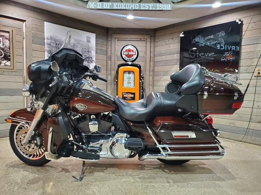 2011 Harley-Davidson® FLHTCU - Ultra Classic® Electra Glide®