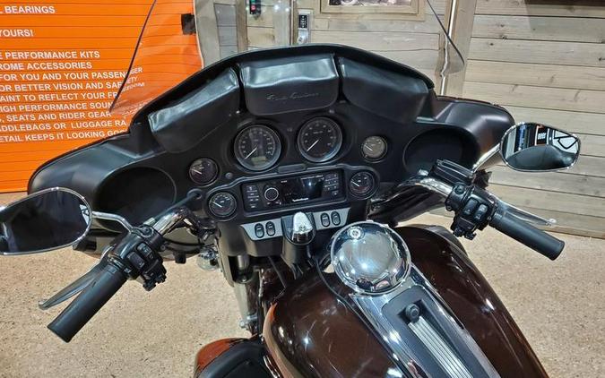 2011 Harley-Davidson® FLHTCU - Ultra Classic® Electra Glide®