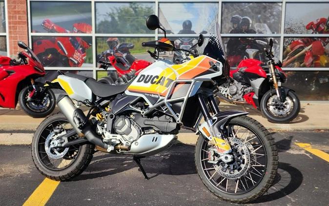 2023 Ducati DesertX Star White Silk